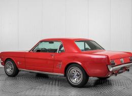 Ford Mustang 289 V8 automatique