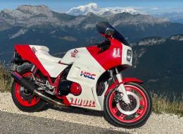 Moto Honda CB 1100 R