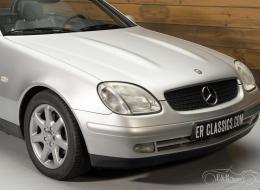 Mercedes-Benz SLK 230