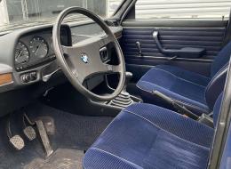 BMW Série 5 E12 525 i