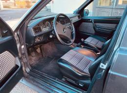 Mercedes-Benz 190 E 2.3 16s