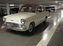 Ford Anglia Deluxe