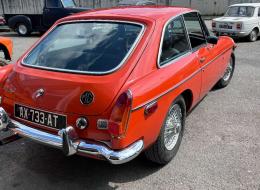 MG B GT 1800