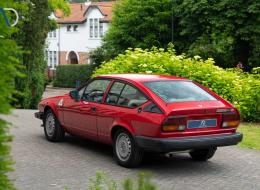 Alfa Roméo Alfetta GT GTV 6  2.5L 
