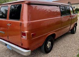 Chevrolet Van Chevy-Van G10 V8 5L