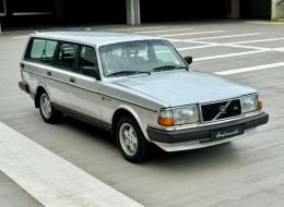 Volvo 240 GL 2.3