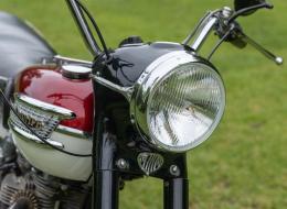 Moto Triumph Bonneville
