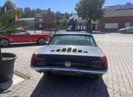 Ford Mustang V8 Coupé