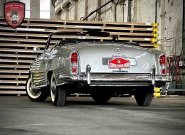 Mercedes-Benz 220 SE 