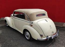 Mercedes-Benz 220 B Cabriolet