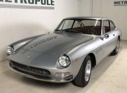 Ferrari 330 GT 2+2