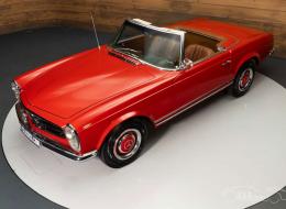 Mercedes-Benz SL 230 Pagode
