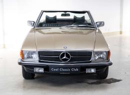 Mercedes-Benz SL 350 R107