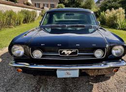 Ford Mustang V8 Fastback