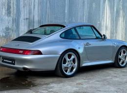 Porsche 993 Carrera 4S