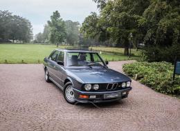 BMW M5 535i