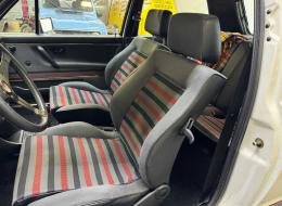 Volkswagen Golf GTI 2 phase (petits carreaux)