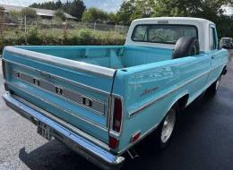 Ford F100 RANGER V8 LONGBED