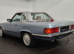 Mercedes-Benz SL 560