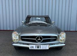 Mercedes-Benz SL 230 Pagode