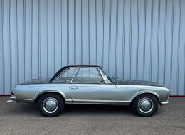 Mercedes-Benz SL 230 Pagode