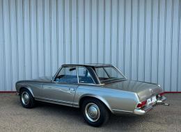 Mercedes-Benz SL 230 Pagode