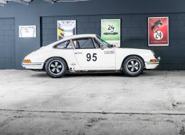 Porsche 911 2.0L FIA SPECS