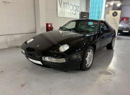 Porsche 928 S4