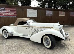Auburn V8 SPEEDSTER BOATTAIL SUPERCHARGED 1935 REPLICA 