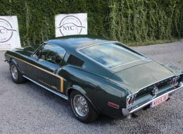 Ford Mustang V8 Fastback