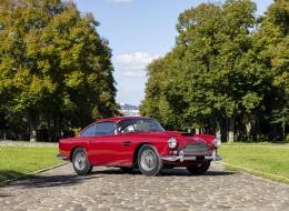 Aston Martin DB 4 Série 1 par Touring 