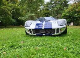 Ford GT40 replica par north aùerica fiberglass