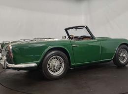 Triumph TR4