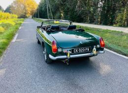 MG B