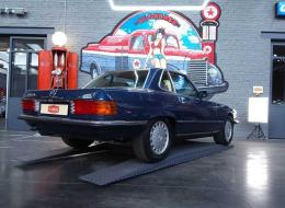 Mercedes-Benz SL 300