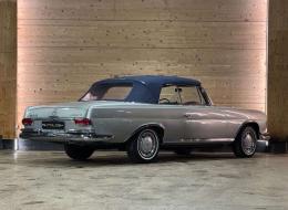 Mercedes-Benz SE 280 Cabriolet