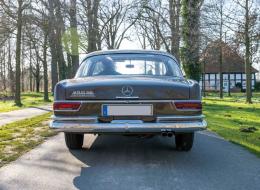 Mercedes-Benz SE 250