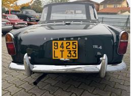 Triumph TR4