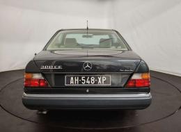 Mercedes-Benz CE 300