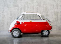 Isetta 300 4 roues