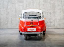 Isetta 300 4 roues