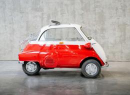 Isetta 300 4 roues