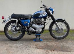 Moto Kawazaki W 650 Commander W2 TT