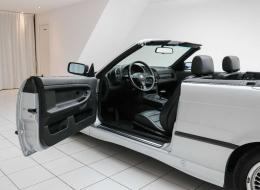BMW Série 3 325i Cabriolet E36 * 48k km * 2nd owner * Perfect 