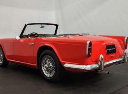 Triumph TR4
