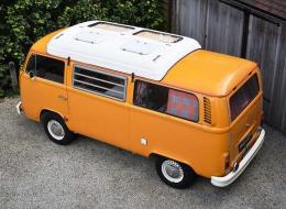 Volkswagen Combi T2B Camper 