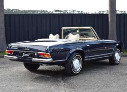 Mercedes-Benz SL 280 Pagode