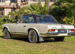Mercedes-Benz SL 280 Pagode