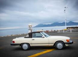 Mercedes-Benz SL 560