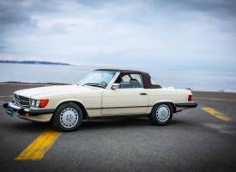 Mercedes-Benz SL 560